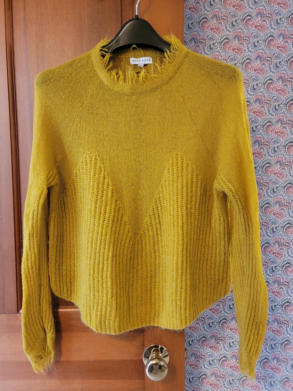Moon River Mustard Yellow Distressed Grunge Sweater Ladder Cutout Size Small